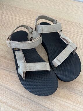 Teva Sandals with Beige Straps and Black Footbed